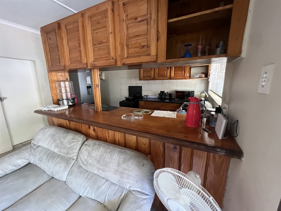 4 Bedroom Property for Sale in Berea Eastern Cape